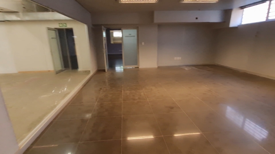 To Let commercial Property for Rent in Salt River Western Cape